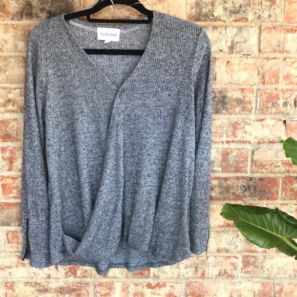 Olive & Oak crossover faux wrap sz LRG - Picture 5 of 10